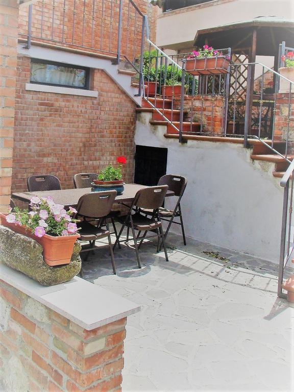 Holiday House Montepulciano - Il Torrino Exterior foto